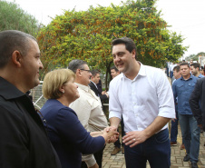 O governador Carlos Massa Ratinho Junior autorizou nesta quarta-feira (8), em Pato Branco, o repasse de R$ 565 mil para aquisição de equipamentos e acessórios para o setor de radiologia do Hospital do Câncer da cidade.