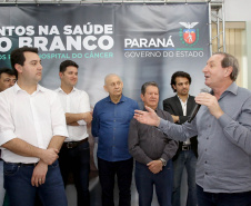 O governador Carlos Massa Ratinho Junior autorizou nesta quarta-feira (8), em Pato Branco, o repasse de R$ 565 mil para aquisição de equipamentos e acessórios para o setor de radiologia do Hospital do Câncer da cidade.