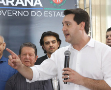 O governador Carlos Massa Ratinho Junior autorizou nesta quarta-feira (8), em Pato Branco, o repasse de R$ 565 mil para aquisição de equipamentos e acessórios para o setor de radiologia do Hospital do Câncer da cidade.