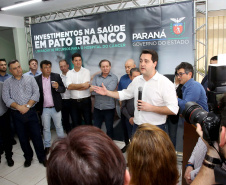 O governador Carlos Massa Ratinho Junior autorizou nesta quarta-feira (8), em Pato Branco, o repasse de R$ 565 mil para aquisição de equipamentos e acessórios para o setor de radiologia do Hospital do Câncer da cidade.