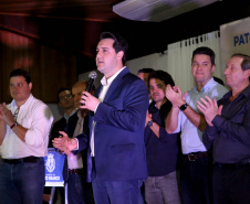 O governador Carlos Massa Ratinho Junior autorizou nesta quinta-feira (8), em Pato Branco, o repasse de R$ 20 milhões para a construção do novo prédio da prefeitura da cidade. O convênio prevê R$ 6 milhões de contrapartida municipal. 