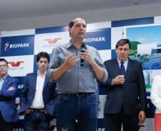 O Biopark - Parque Científico e Tecnológico de Biociências de Toledo, no Oeste do Estado, vai ganhar um Complexo Hospitalar e de Saúde. O governador Carlos Massa Ratinho Junior participou nesta sexta-feira (9) do anúncio do empreendimento, que pertence ao grupo Sempre Vida e vai unir o atendimento na saúde ao desenvolvimento de pesquisas e inovação.