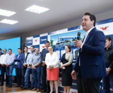 O Biopark - Parque Científico e Tecnológico de Biociências de Toledo, no Oeste do Estado, vai ganhar um Complexo Hospitalar e de Saúde. O governador Carlos Massa Ratinho Junior participou nesta sexta-feira (9) do anúncio do empreendimento, que pertence ao grupo Sempre Vida e vai unir o atendimento na saúde ao desenvolvimento de pesquisas e inovação.