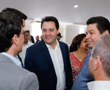 O Biopark - Parque Científico e Tecnológico de Biociências de Toledo, no Oeste do Estado, vai ganhar um Complexo Hospitalar e de Saúde. O governador Carlos Massa Ratinho Junior participou nesta sexta-feira (9) do anúncio do empreendimento, que pertence ao grupo Sempre Vida e vai unir o atendimento na saúde ao desenvolvimento de pesquisas e inovação.
