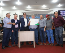 O governador Carlos Massa Ratinho Junior participa nesta sexta-feira (09), em na câmara de Toledo, a liberação de recursos para municípios da região Oeste. Participaram: prefeito de Toledo, Lucio De Marchi; secretário Chefe da Casa Civil, Guto Silva; de Desenvolvimento Urbano, João Carlos Ortega; do Planejamento, Valdemar Jorge e da Infraestrutura e Logística, Sandro Alex; deputados e demais autoridades.Toledo, 09-08-19.Foto: Arnaldo Alves / ANPr.