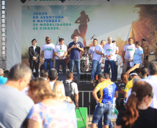 Os Jogos de Natureza e Aventura foram abertos oficialmente neste sábado (10), em Matinhos, com vários shows que animaram o público. O governador Carlos Massa Ratinho Junior esteve no local e reforçou a opção de fazer do turismo, especialmente no Litoral, um dos pilares do desenvolvimento econômico e social do Paraná. Foto: José Fernando Ogura/AEN