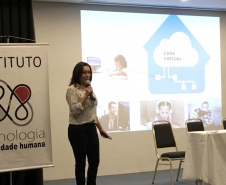 Com o objetivo de conscientizar a população sobre o uso ético, saudável e seguro dos recursos tecnológicos digitais, e em alusão ao Dia Nacional dos Pais, comemorado domingo, a Secretaria da Justiça, Família e Trabalho promoveu nesta segunda-feira (12), o I Workshop Desafio Detox Digital na Família. Foto: Divulgação/SEJUF