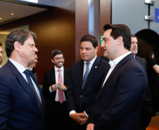 O terminal destinado à movimentação de carga geral, em especial celulose, do Porto de Paranaguá, foi leiloado nesta terça-feira (13), em pregão na Bolsa de Valores de São Paulo (Bovespa)