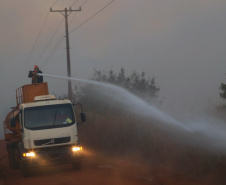 O Corpo de Bombeiros do Paraná reforçou o trabalho preventivo e de comunicação que desenvolve em todas as suas sedes regionais sobre os cuidados para evitar incêndios. O inverno é o período do ano que costuma registrar aumento no número de queimadas nas vegetações em função do clima seco, falta de chuvas e ventos fortes.