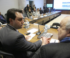 Pelo menos 78 esculturas originais do paranaense João Turin, que fazem parte do acervo do Estado, irão compor o memorial em homenagem ao artista, que será construído no Parque São Loureço, em Curitiba. O governador Carlos Massa Ratinho Junior e o prefeito Rafael Greca assinaram nesta quarta-feira (14), no Palácio Iguaçu, um protocolo de intenções que formaliza o repasse das obras de arte à prefeitura, para que sejam expostas no memorial.