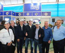 O governador Carlos Massa Ratinho Junior visita nesta quinta-feira (15), a Agroleite, realizado pela Cooperativa Castrolanda, em Castro, nos Campos Gerais. Considerado um dos maiores eventos da cadeia do leite na América, a Agroleite tem foco na tecnologia, produtividade e melhores resultados para os produtores. Castro, 15/08/2019 -  Foto: Geraldo Bubniak/AEN