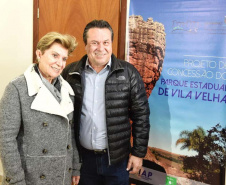 A Secretaria de Estado do Desenvolvimento Sustentável e do Turismo promoveu nessa quinta-feira (15) audiência pública para apresentar o projeto de concessão do Parque Estadual de Vila Velha. O encontro ocorreu no Sebrae de Ponta Grossa e reuniu cerca de 70 pessoas do poder público, de empreendimentos privados, do terceiro setor e moradores do entorno. Foto: Denis Ferreira Netto/SEDEST