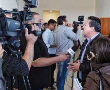A Secretaria de Estado do Desenvolvimento Sustentável e do Turismo promoveu nessa quinta-feira (15) audiência pública para apresentar o projeto de concessão do Parque Estadual de Vila Velha. O encontro ocorreu no Sebrae de Ponta Grossa e reuniu cerca de 70 pessoas do poder público, de empreendimentos privados, do terceiro setor e moradores do entorno. Foto: Denis Ferreira Netto/SEDEST