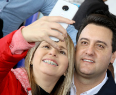 Pinhais, na Região Metropolitana de Curitiba, vai investir em construção de calçadas, compra de maquinários e reparos em escolas. O montante soma R$ 5,5 milhões e inbclui, também, a ampliação do sistema de abastecimento de água. Nesta sexta-feira (16), o governador Carlos Massa Ratinho Junior confirmou o pacote de investimento no município e destacou outras ações do Estado na Grande Curitiba.
