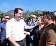 O governador Carlos Massa Ratinho Junior e o prefeito de Guaratuba, Roberto Justus, inauguraram a ponte sobre o Rio Cubatão, em Guaratuba. 