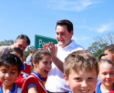 O governador Carlos Massa Ratinho Junior e o prefeito de Guaratuba, Roberto Justus, inauguraram a ponte sobre o Rio Cubatão, em Guaratuba.