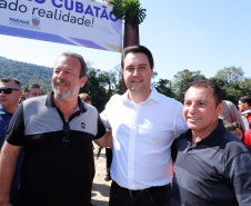 O governador Carlos Massa Ratinho Junior e o prefeito de Guaratuba, Roberto Justus, inauguraram a ponte sobre o Rio Cubatão, em Guaratuba.