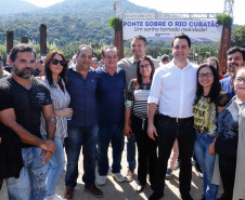 O governador Carlos Massa Ratinho Junior e o prefeito de Guaratuba, Roberto Justus, inauguraram a ponte sobre o Rio Cubatão, em Guaratuba.