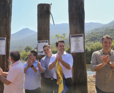 O governador Carlos Massa Ratinho Junior e o prefeito de Guaratuba, Roberto Justus, inauguraram a ponte sobre o Rio Cubatão, em Guaratuba. Foto:Gilson Abreu/AEN