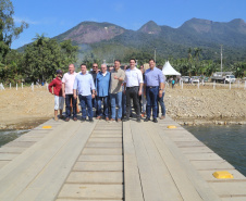 O governador Carlos Massa Ratinho Junior e o prefeito de Guaratuba, Roberto Justus, inauguraram a ponte sobre o Rio Cubatão, em Guaratuba. Foto:Gilson Abreu/AEN