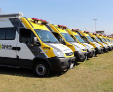 A Polícia Militar realizou duas novas edições da operação Tático Móvel na semana passada em Curitiba. O trabalho preventivo de segurança teve mais de 1,8 mil pessoas e 665 veículos abordados, com 16 prisões e 187 autos de infração lavrados. As ações envolveram 550 policiais entre quinta-feira (15) e sexta-feira (16/08).