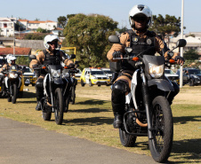 A Polícia Militar realizou duas novas edições da operação Tático Móvel na semana passada em Curitiba. O trabalho preventivo de segurança teve mais de 1,8 mil pessoas e 665 veículos abordados, com 16 prisões e 187 autos de infração lavrados. As ações envolveram 550 policiais entre quinta-feira (15) e sexta-feira (16/08).