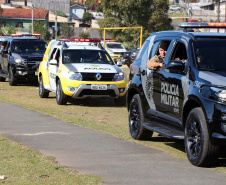 A Polícia Militar realizou duas novas edições da operação Tático Móvel na semana passada em Curitiba. O trabalho preventivo de segurança teve mais de 1,8 mil pessoas e 665 veículos abordados, com 16 prisões e 187 autos de infração lavrados. As ações envolveram 550 policiais entre quinta-feira (15) e sexta-feira (16/08).