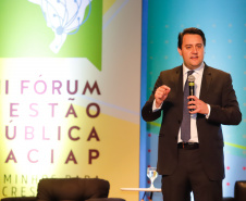 O governador Carlos Massa Ratinho Junior participa da abertura do III Forum Gestão Pública FACIAP, Caminhos do Crescimento.