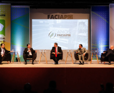 O governador Carlos Massa Ratinho Junior participa da abertura do III Forum Gestão Pública FACIAP, Caminhos do Crescimento.