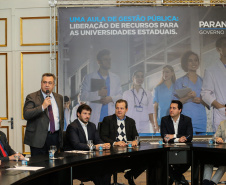 O governador Carlos Massa Ratinho Junior libera nesta segunda-feira (26),  em evento no Palácio Iguaçu, suplementação orçamentária para universidades estaduais.  Curitiba, 26/08/2019 -Foto: Geraldo Bubniak/AEN