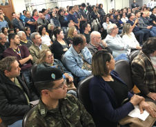 A terceira audiência pública do Plano Plurianual 2020-2023 foi realizada nesta terça-feira (27) em Apucarana e teve participação de representantes da sociedade civil, autoridades, lideranças de diversos segmentos, do setor produtivo, acadêmicos, diretores e professores de instituições de ensino superior da região do Vale do Ivaí. O encontro reuniu aproximadamente 150 pessoas no Salão Nobre da prefeitura. Foto: Divulgação/SEPL