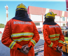 O Paraná vai atuar no combate aos focos de incêndio na Região Amazônica. Uma equipe de 30 bombeiros militares do Estado vai integrar a Operação Verde Brasil por determinação do governador Carlos Massa Ratinho Junior, que atendeu prontamente uma solicitação de apoio feita pelo ministro Sérgio Moro, da Justiça e Segurança Pública.29/08/2019 -  Foto: Geraldo Bubniak/AEN