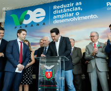 Um acordo assinado pelo governador Carlos Massa Ratinho Junior e o Grupo Latam Airlines vai abrir 71 novos voos no Estado. A empresa destaca que haverá ampliação de 17% das operações Paraná, fazendo do Estado o quarto maior mercado da companhia no Brasil. O anúncio feito nesta sexta-feira (30), no Palácio Iguaçu, em Curitiba.