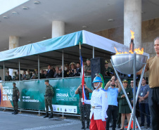 Solenidade de abertura das comemorações da Semana da Pátria 2019. O evento ocorreu no estacionamento do Palácio Iguaçu, em Curitiba, com a participação do governador Carlos Massa Ratinho Junior e comandantes das Forças Armadas, da Polícia Militar do Paraná e da Liga de Defesa Nacional.Foto:  Valdelino Pontes