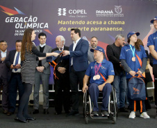 O governador Carlos Massa Ratinho Junior anunciou nesta segunda-feira (02), no Palácio Iguaçu, a nova fase do programa de apoio à formação de atletas olímpicos. Patrocinado pela Copel, o ?Geração Olímpica? é o maior programa de bolsa-atleta do País. Curitiba,02/09/2019 Foto:Jaelson Lucas /AEN
