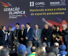 O governador Carlos Massa Ratinho Junior anunciou nesta segunda-feira (02), no Palácio Iguaçu, a nova fase do programa de apoio à formação de atletas olímpicos. Patrocinado pela Copel, o ?Geração Olímpica? é o maior programa de bolsa-atleta do País. Curitiba,02/09/2019 Foto:Jaelson Lucas /AEN