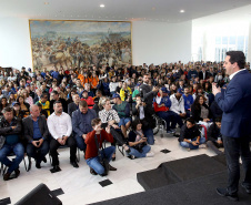 O governador Carlos Massa Ratinho Junior anunciou nesta segunda-feira (02), no Palácio Iguaçu, a nova fase do programa de apoio à formação de atletas olímpicos. Patrocinado pela Copel, o ?Geração Olímpica? é o maior programa de bolsa-atleta do País. Curitiba,02/09/2019 Foto:Jaelson Lucas /AEN