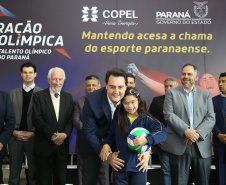 O governador Carlos Massa Ratinho Junior anunciou nesta segunda-feira (02), no Palácio Iguaçu, a nova fase do programa de apoio à formação de atletas olímpicos. Patrocinado pela Copel, o ?Geração Olímpica? é o maior programa de bolsa-atleta do País. Curitiba,02/09/2019 Foto:Jaelson Lucas /AEN