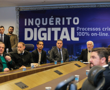 O  vice governador Darci Piana participa nesta segunda-feira (02) da apresentação da consolidação do Inquérito Digital Paraná. Com este sistema, que já foi implantado, todas as etapas dos inquéritos policiais passam a ser digitais, garantindo mais agilidade e economia.   02/09/2019 -Foto: Geraldo Bubniak/AEN
