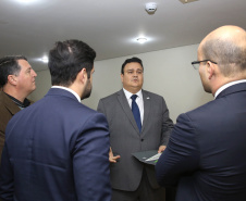 O Governo do Paraná quer melhorar as estruturas do Estado e de municípios para inibir práticas ilegais no serviço público. Nesta desta segunda-feira (02) foi entregue na Assembleia Legislativa o projeto de lei para a criação do Fundo de Combate à Corrupção. A proposta prevê a rastreabilidade dos recursos desde a entrada até sua destinação.Curitiba,02/09/2019 Foto:Jaelson Lucas / AEN