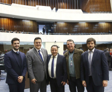 O Governo do Paraná quer melhorar as estruturas do Estado e de municípios para inibir práticas ilegais no serviço público. Nesta desta segunda-feira (02) foi entregue na Assembleia Legislativa o projeto de lei para a criação do Fundo de Combate à Corrupção. A proposta prevê a rastreabilidade dos recursos desde a entrada até sua destinação.Curitiba,02/09/2019 Foto:Jaelson Lucas / AEN