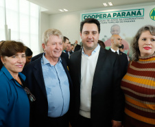 O governador Carlos Massa Ratinho Junior lançou nesta terça-feira (3), no Palácio Iguaçu, o Programa de Apoio ao Cooperativismo da Agricultura Familiar no Paraná - Coopera Paraná