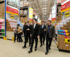 O governador Carlos Massa Ratinho Junior participa nesta quarta-feira (04) da   inauguração do Max Atacadista de Pinhais, na Região Metropolitana de Curitiba.   03/09/2019 - Foto: Geraldo Bubniak/AEN