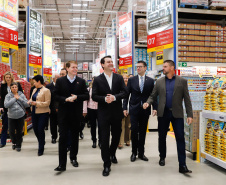 O governador Carlos Massa Ratinho Junior destacou nesta quarta-feira (4) os empreendimentos do setor comercial, inaugurados nesta semana, e que geram 600 novos empregos em Curitiba e Região Metropolitana