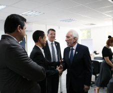 Novos contratos de leniência e a intensificação da fiscalização sobre o serviço público estadual levaram a Controladoria-Geral do Estado a reestruturar a área de corregedoria, com novo espaço e mais servidores.

A inauguração oficial das novas dependências ocorreu nesta quinta-feira (12), com a presença do vice-governador Darci Piana, do controlador-geral do Estado, Raul Siqueira, e funcionários da CGE. Foto: Camila Tonetti/Vice-governadoria