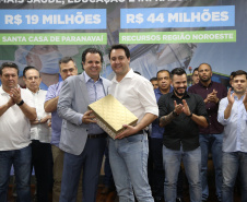 O governador Carlos Massa Ratinho Junior autorizou nesta quinta-feira (12) a liberação de cerca de R$ 20,9 milhões para a ampliação do atendimento da Santa Casa de Paranavaí. Do total, R$ 19,6 milhões são para aquisição de equipamentos para a nova ala do hospital, a Unidade Morumbi. O restante será usado na construção da área que receberá o laboratório de Análises Clínicas do complexo. Foto: José Fernando Ogura/AEN