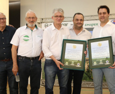 O governador Carlos Massa Ratinho Junior lançou nesta quinta-feira (12), em Paranavaí, o Programa de Irrigação, que tem como objetivo aumentar a produtividade agrícola e potencializar a produção do Paraná. A previsão é que o incremento de produção atinja até 500% em algumas culturas e facilite o processo de integração lavoura-floresta-pecuária. A iniciativa é da Secretaria da Agricultura e do Abastecimento e foi desenvolvida com o apoio da cooperativa Cocamar. Foto: José Fernando Ogura/AEN