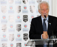 Paraná participa de programa para fortalecer a polícia judiciária.

O vice-governador Darci Piana participou da abertura, junto com o ministro da Justiça, Sérgio Moro, e o secretário da Segurança Pública, Romulo Marinho Soares. O evento terá duração de uma semana e as discussões são direcionadas aos delegados da Polícia Civil do Paraná, a fim de dividir e difundir experiências e boas práticas no combate ao crime organizado, corrupção e lavagem de dinheiro.Foto: Divulgação/SESP