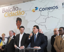 O Governo do Estado e os Correios firmam nesta segunda-feira (16) protocolo de intenções para a implantação do Balcão do Cidadão no Paraná