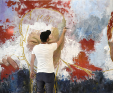 Montagem da 14ª  Bienal Iinetrnacional de Arte Comtemporâneade Curitiba no Museu Oscar Niemeyer(MON).Curitiba, 16 de setembro de 2019.Foto: Kraw Penas/SECC